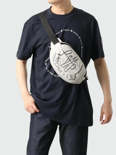 Moncler -Riñonera de diseño versátil, Cut 0