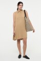 VESTIDO CORTO CON CUELLO Camel