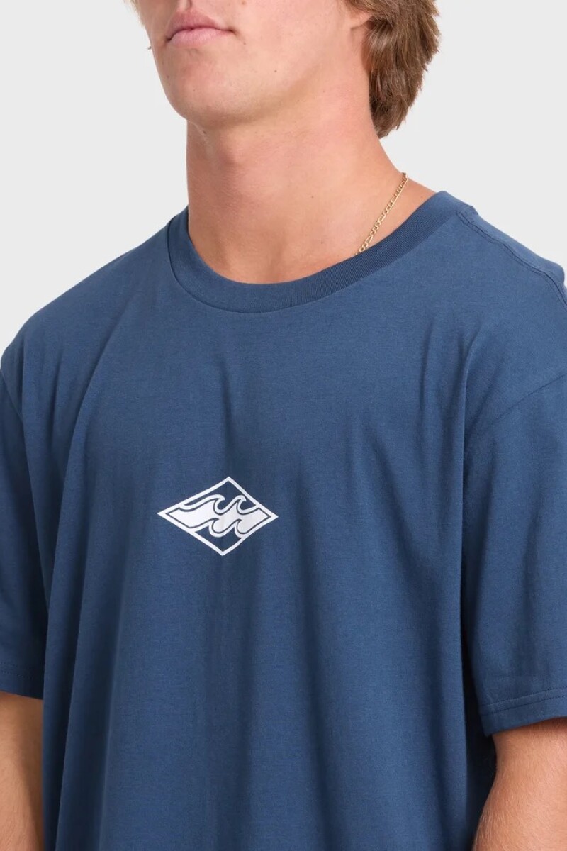 REMERA MAINSTAY PREMIUM SS A-azul
