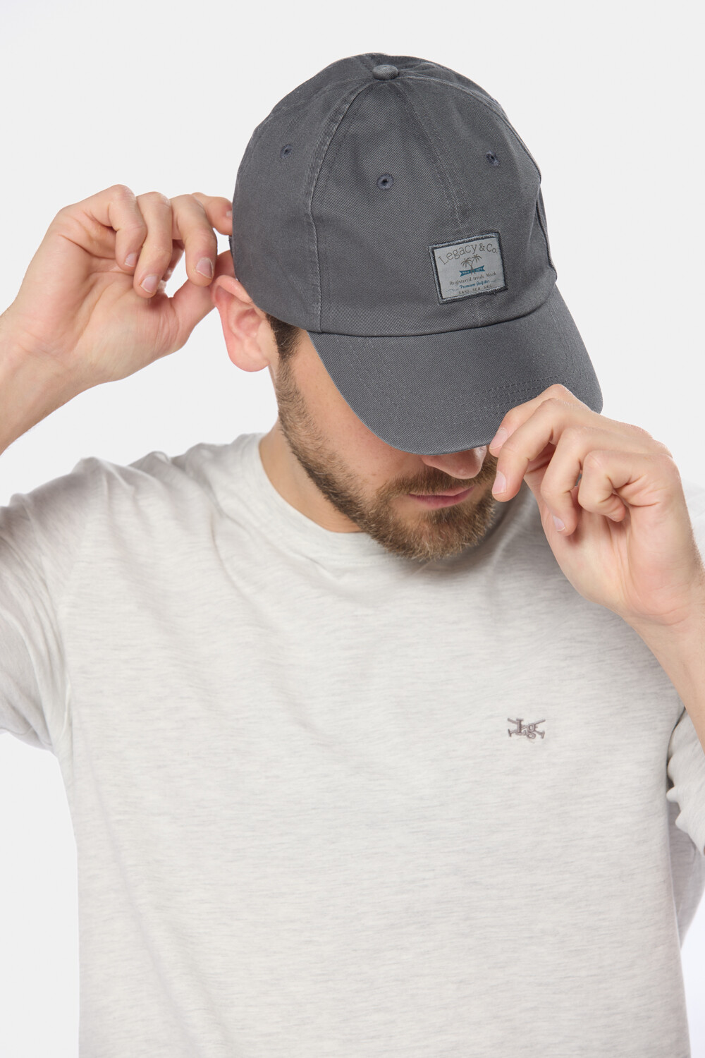 GORRO VISERA DE LONA CON PARCHE Gris