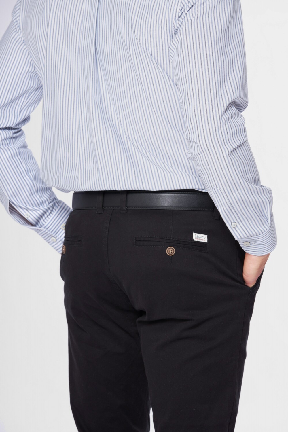 PANTALÓN SKINNY CON SPANDEX Negro
