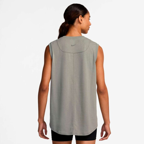 Remera Nike One Relaxed Dri Fit Tank de Mujer Gris