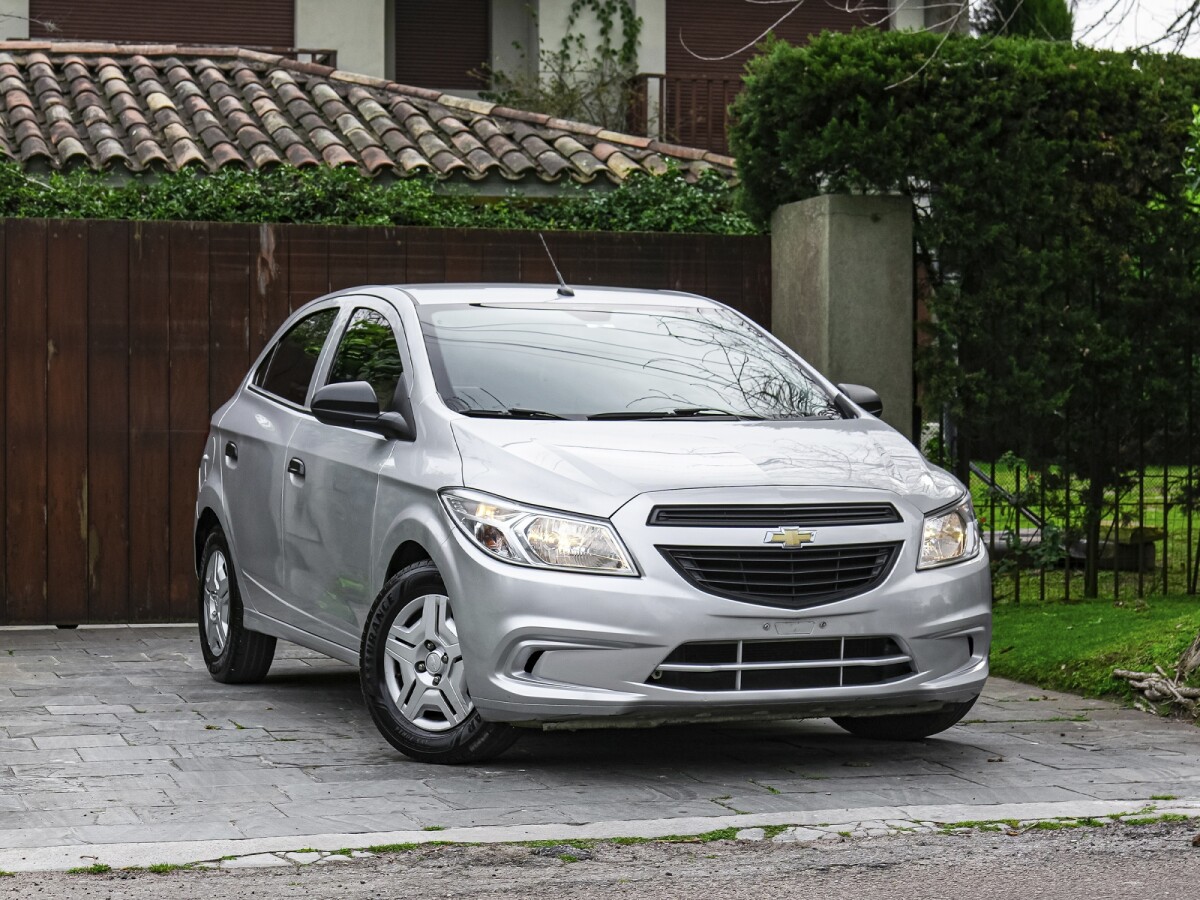 Chevrolet Joy 1.0 Extra Full| Permuta / Financia Chevrolet Joy 1.0 Extra Full| Permuta / Financia