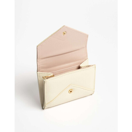 Billetera Con Solapa Blanco Crudo