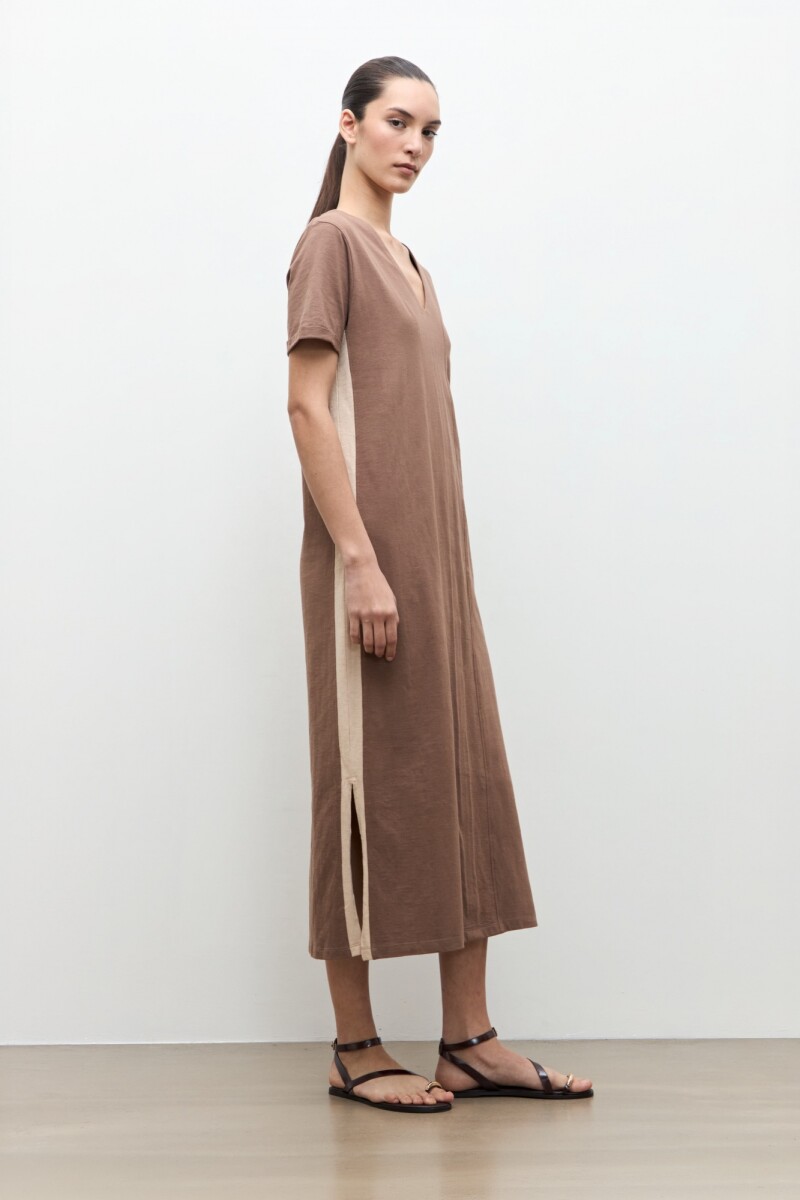 Vestido contraste lateral topo