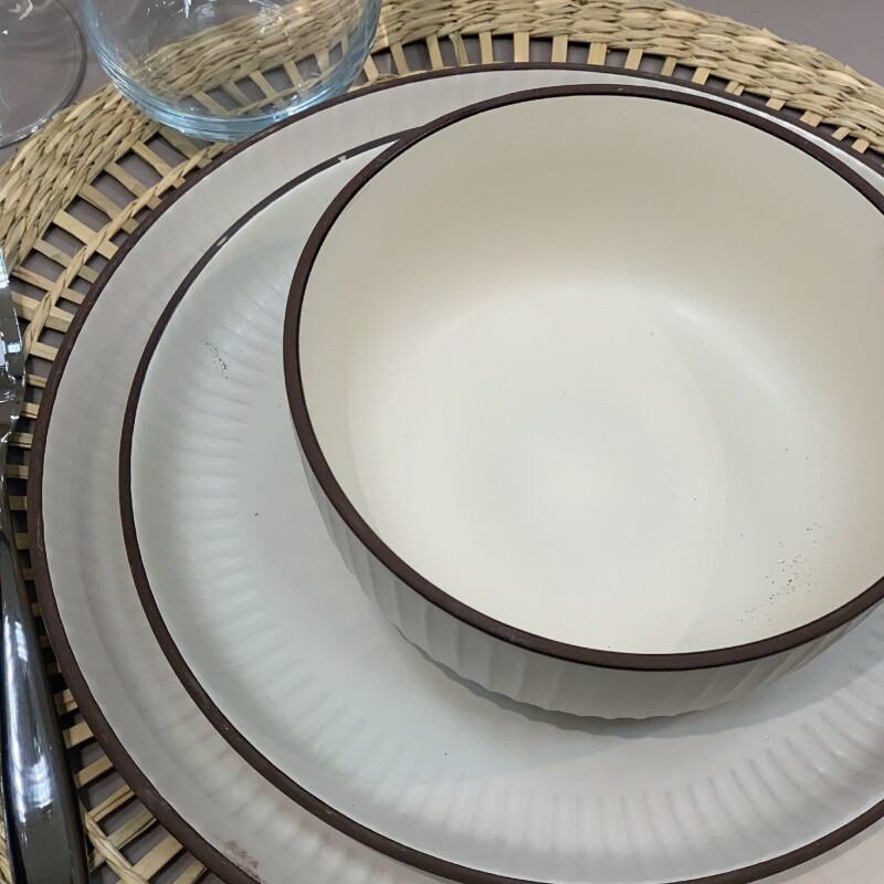 BOWL D15CM LINEAS CREMA BORDE NEGRO BOWL D15CM LINEAS CREMA BORDE NEGRO