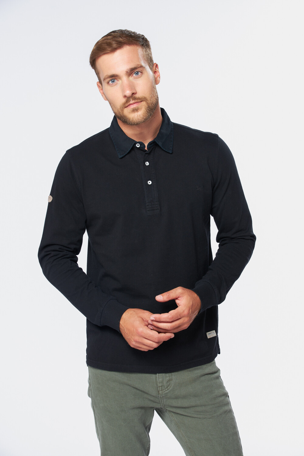 REMERA POLO LISA Negro