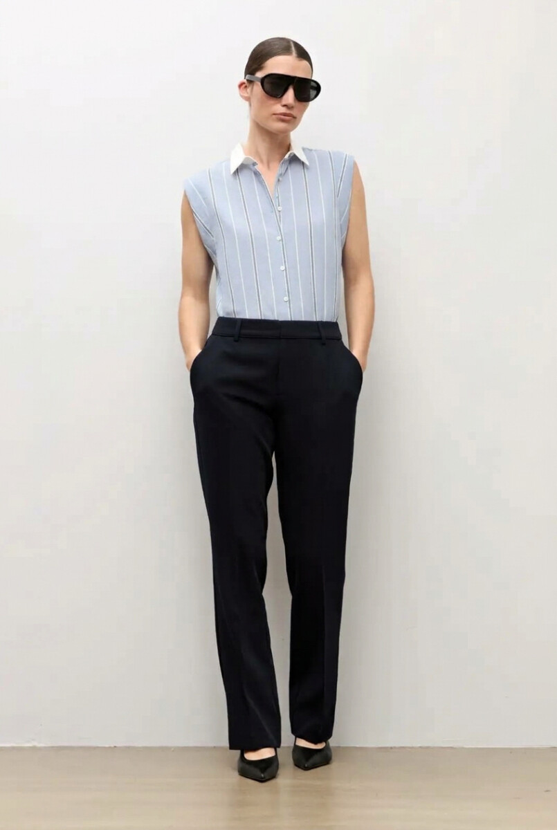 Camisa rayada sin mangas - celeste 