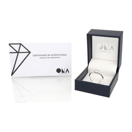 Anillo de plata 925 con Diamante de Laboratorio de 0.26 cts. Anillo de plata 925 con Diamante de Laboratorio de 0.26 cts.