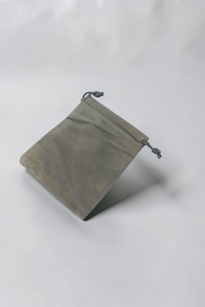 BOLSA DE GAMUZA 10X8 CM - GRIS 