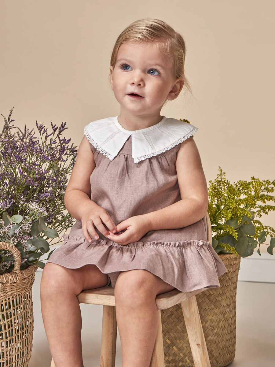 Vestido Arreglado Con Cuello Grande Con Morado Viejo
