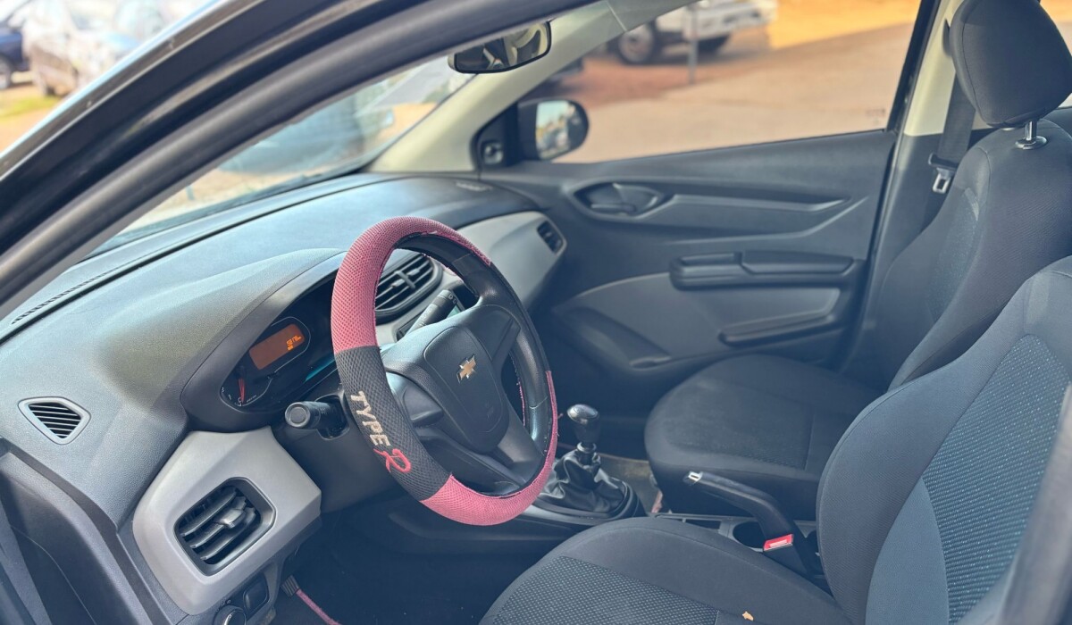 Chevrolet Onix LT 1,0 - 2017 Chevrolet Onix LT 1,0 - 2017