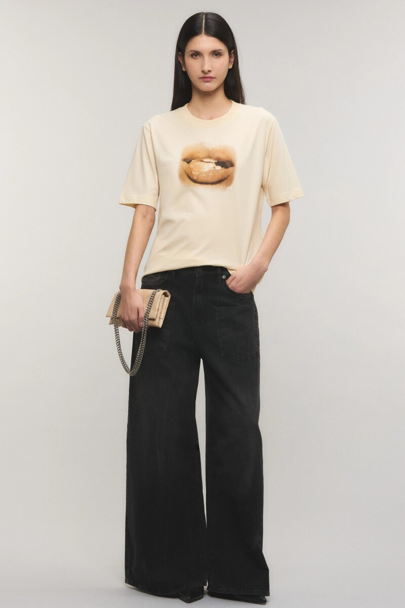 REMERA MELTED Crudo