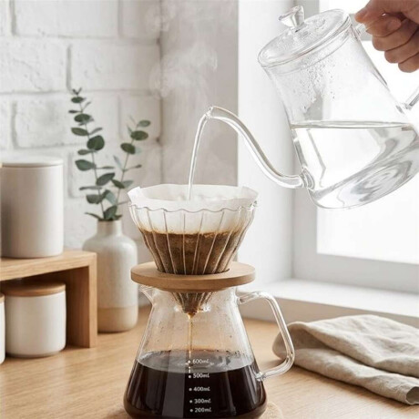 Jarra De Vertido C/Tapa 730Ml Borosilicato Varenna