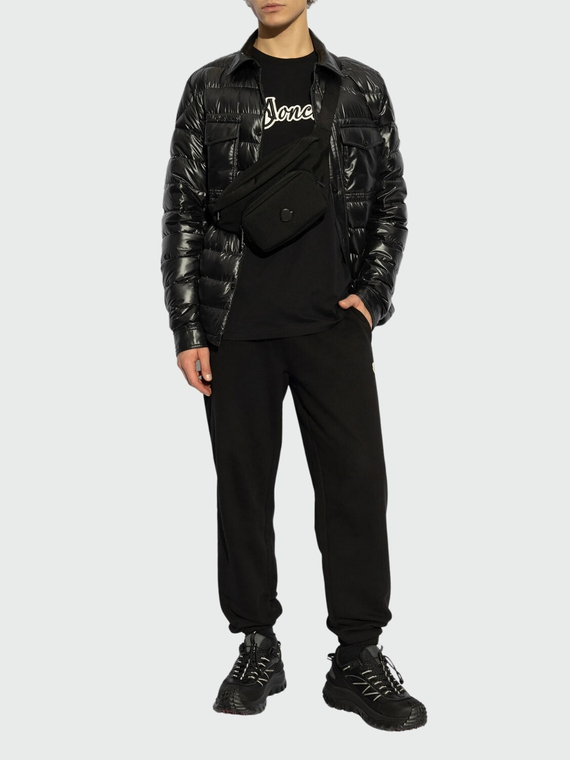 Moncler - Camiseta de Algodón con Logotipo Universitario Bordado Negro