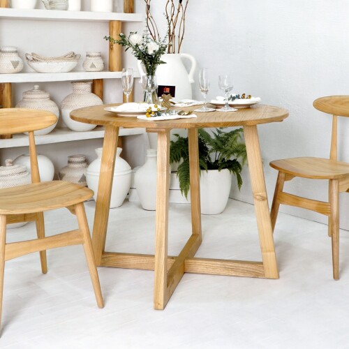 Mesa de comedor Lucio Mesa de comedor Lucio