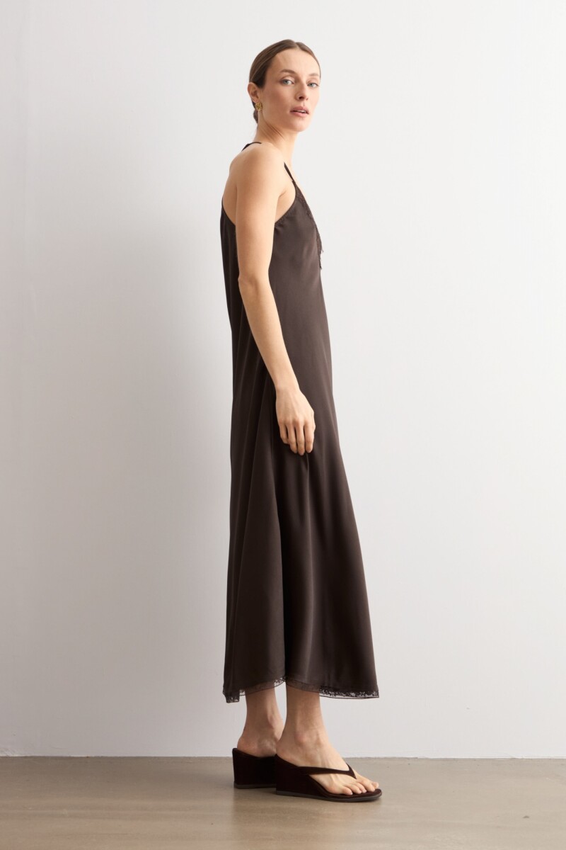 Vestido satén con encaje chocolate