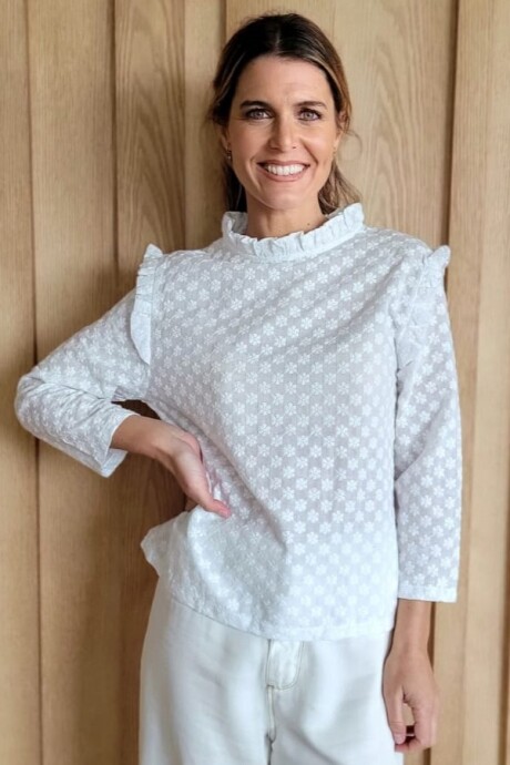 Blusa Jazmín Broderie flor