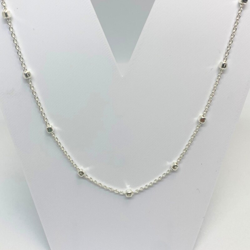 CADENA DE PLATA TIPO FORCE CORTO CON MINI CUBOS , LARGO 45CM L8d2102-071-45-x3