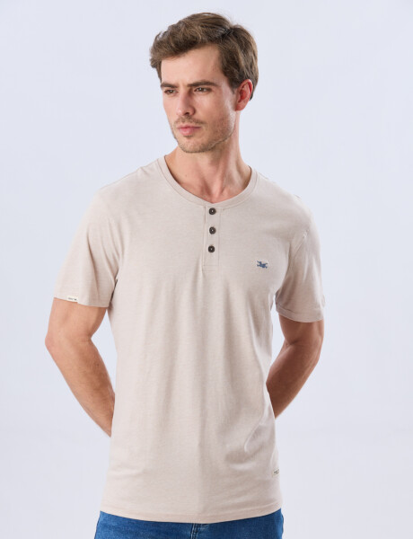 REMERA LISA DE ALGODÓN Beige