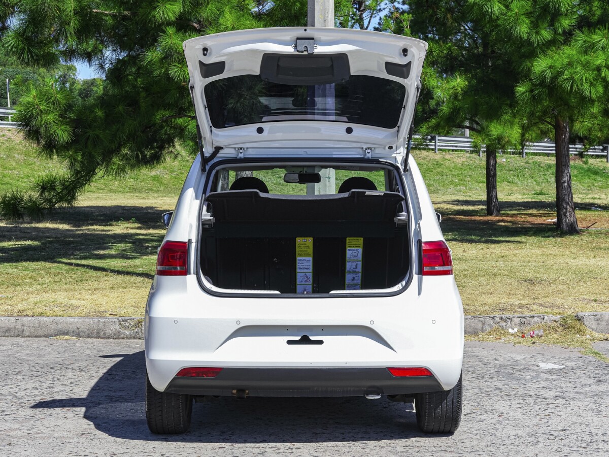 Volkswagen Fox Highline 1.6 Extra Full| Permuta / Financia Volkswagen Fox Highline 1.6 Extra Full| Permuta / Financia