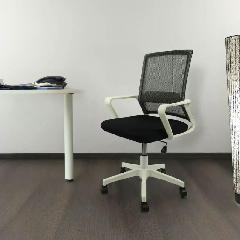 Silla De Escritorio Lumax Ryan Ergonómica Con Malla Y Soporte Lumbar Para Oficina Negro/Blanco