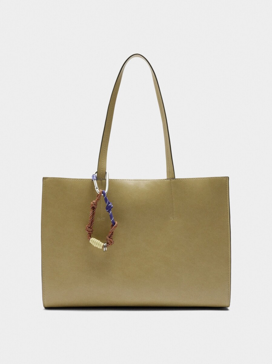 Bolso Shopper Con Colgante - crudo 