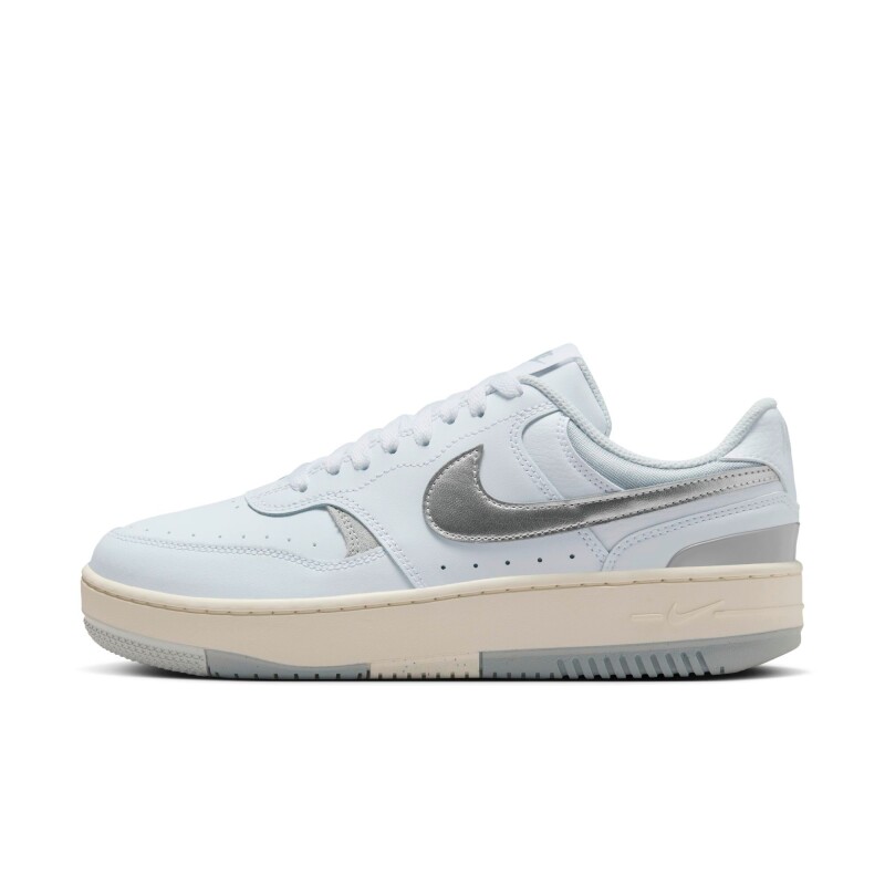 Championes Nike Gamma Force de Mujer Blanco