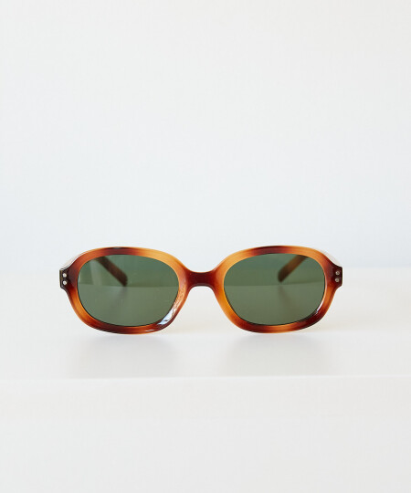 OLIVER SUNNIES CAREY