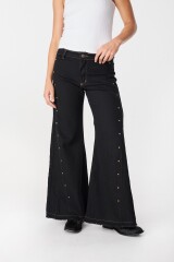 Pantalon Murra Negro con tachas