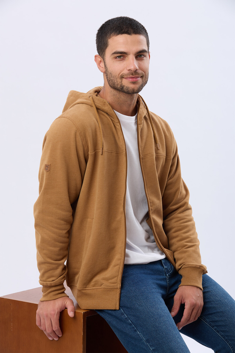 CANGURO CON CAPUCHA Beige