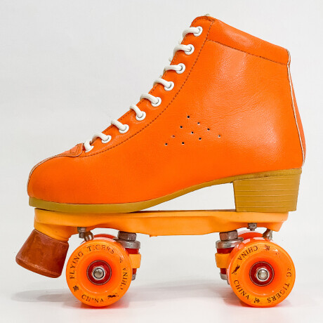 OUTLET - Patín Artístico Bota Naranja Ruedas Silicona Freno Goma OUTLET - Patín Artístico Bota Naranja Ruedas Silicona Freno Goma