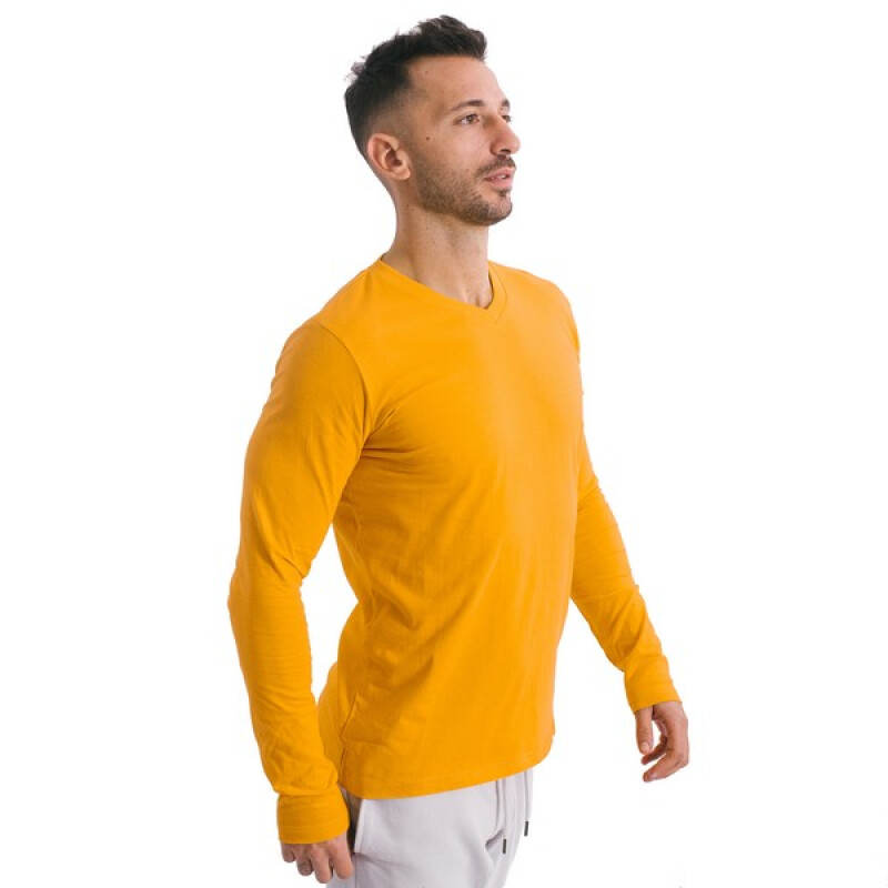 Remera - Muvem - Muvem MEN "V" NECK ML de Hombre - WMU21018 Dorado