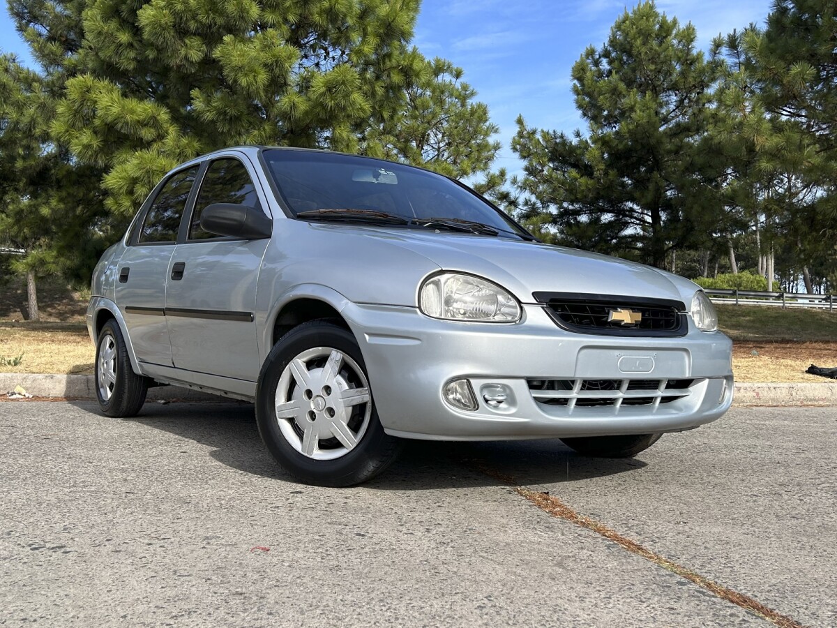 Chevrolet Corsa Classic Super 1.4 | Permuta / Financia Chevrolet Corsa Classic Super 1.4 | Permuta / Financia