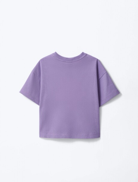 CAMISETA INFANTIL CON ESTAMPA LILA