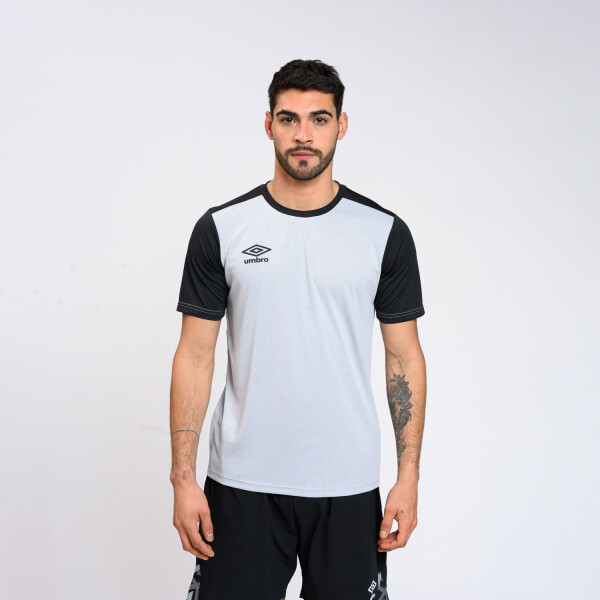 REMERA DOV HOMBRE Umbro Hombre 052