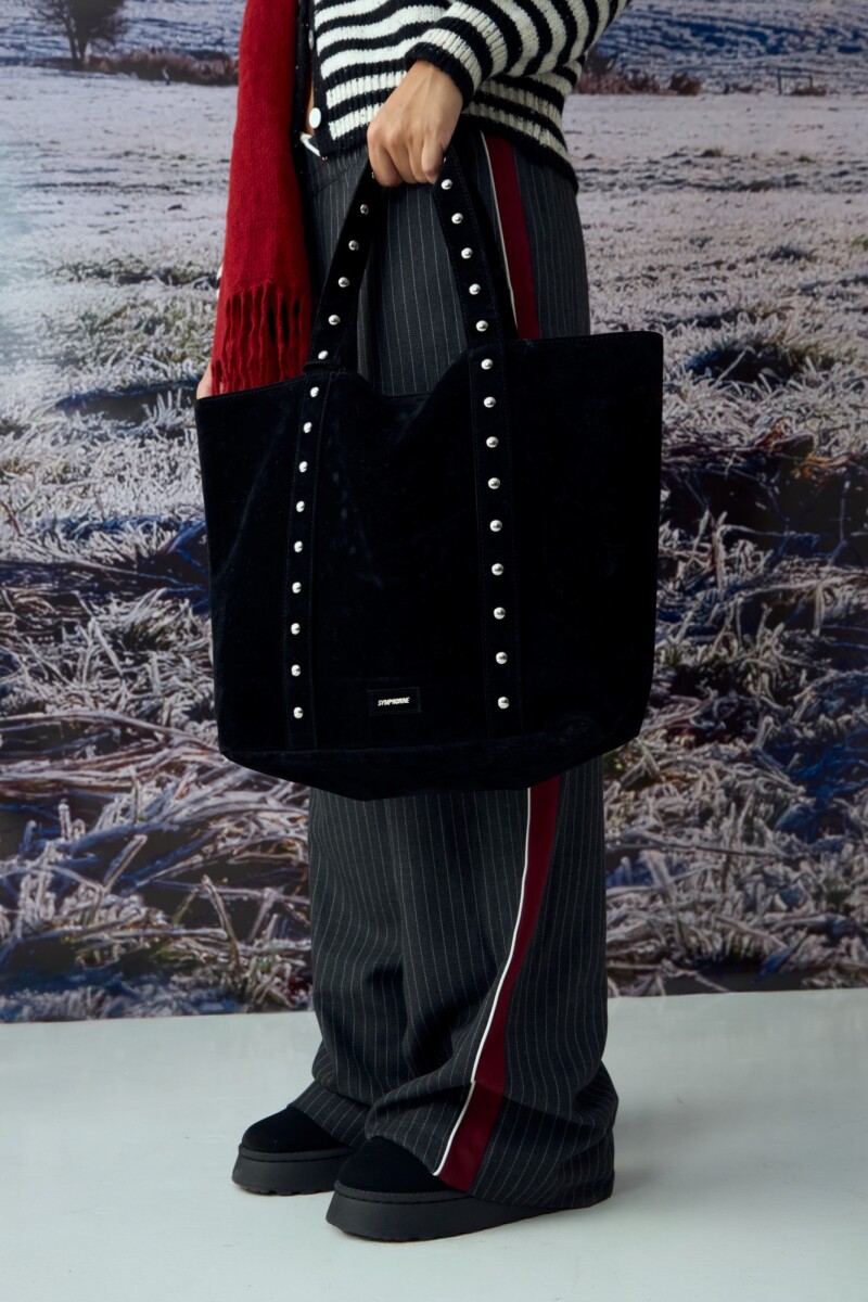 Shopper suede con tachas negro