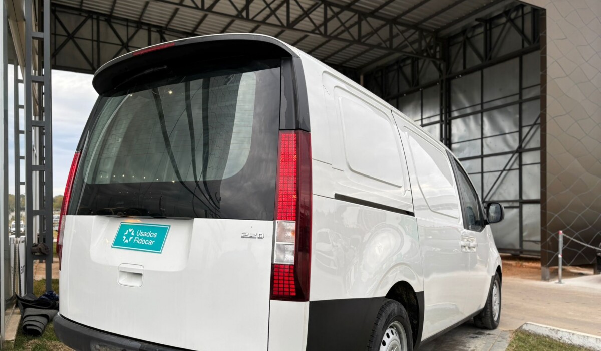 Hyundai H1 Staria Furgon 2.2 Diesel - 2021 Hyundai H1 Staria Furgon 2.2 Diesel - 2021