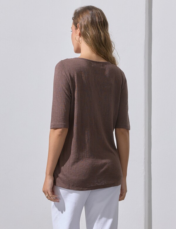 Remera 3/4 Det Borda MARRON