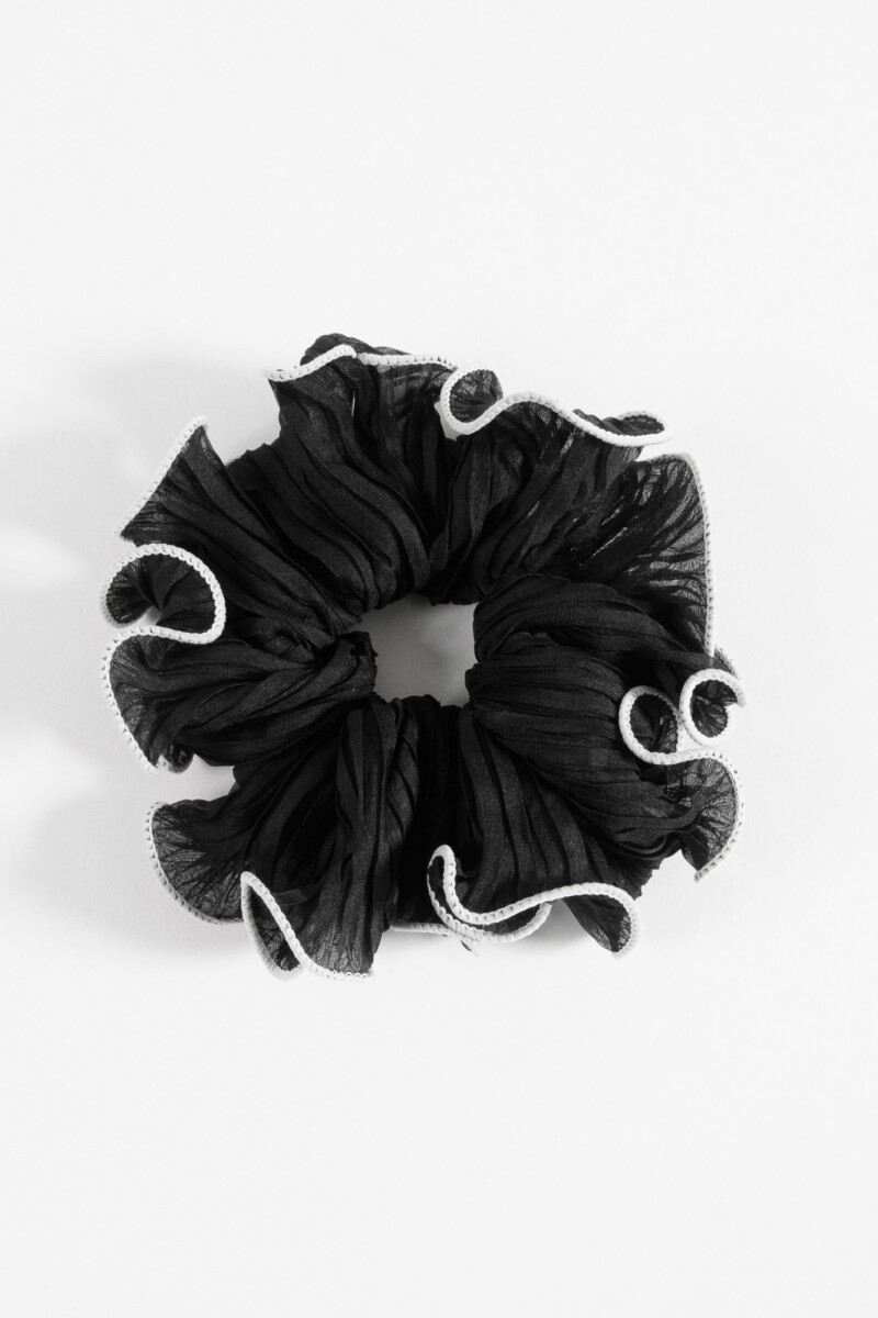 Gomita scrunchie tul reborde negro