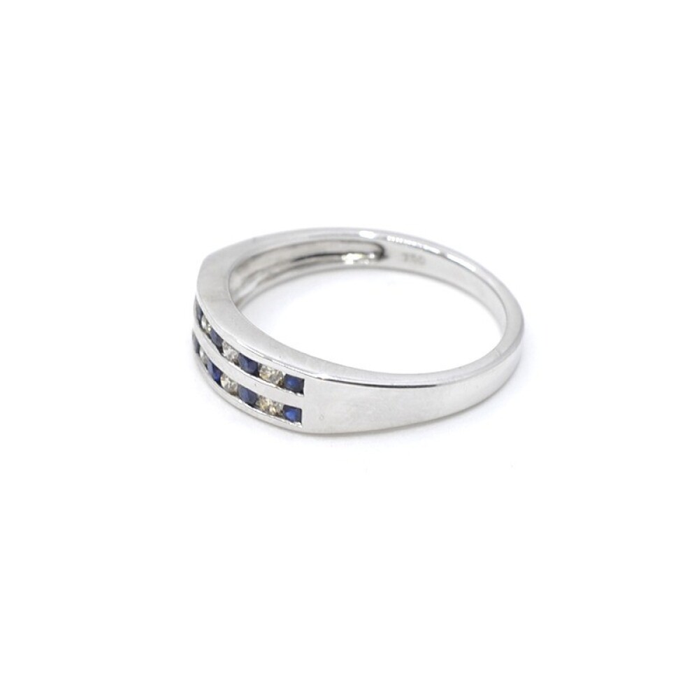 Anillo Medio Sin Fin En Oro Blanco, Brillantes Y Zafiros Anillo Medio Sin Fin En Oro Blanco, Brillantes Y Zafiros