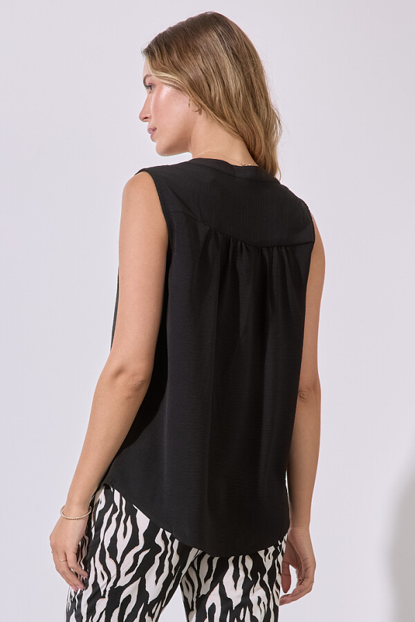 Blusa Escote V NEGRO