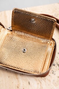 Billetera Tachas Marron