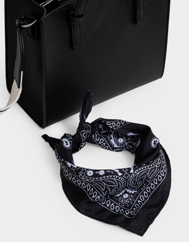 City Boho Cartera City Con Pañuelo - Negro