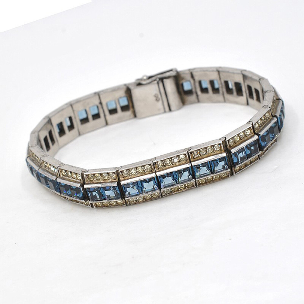 Magnifica Pulsera Antigua En Plata Y Piedras Sinteticas Con Punzon Frances. Circa 1880-1920'S Aprox. Magnifica Pulsera Antigua En Plata Y Piedras Sinteticas Con Punzon Frances. Circa 1880-1920'S Aprox.