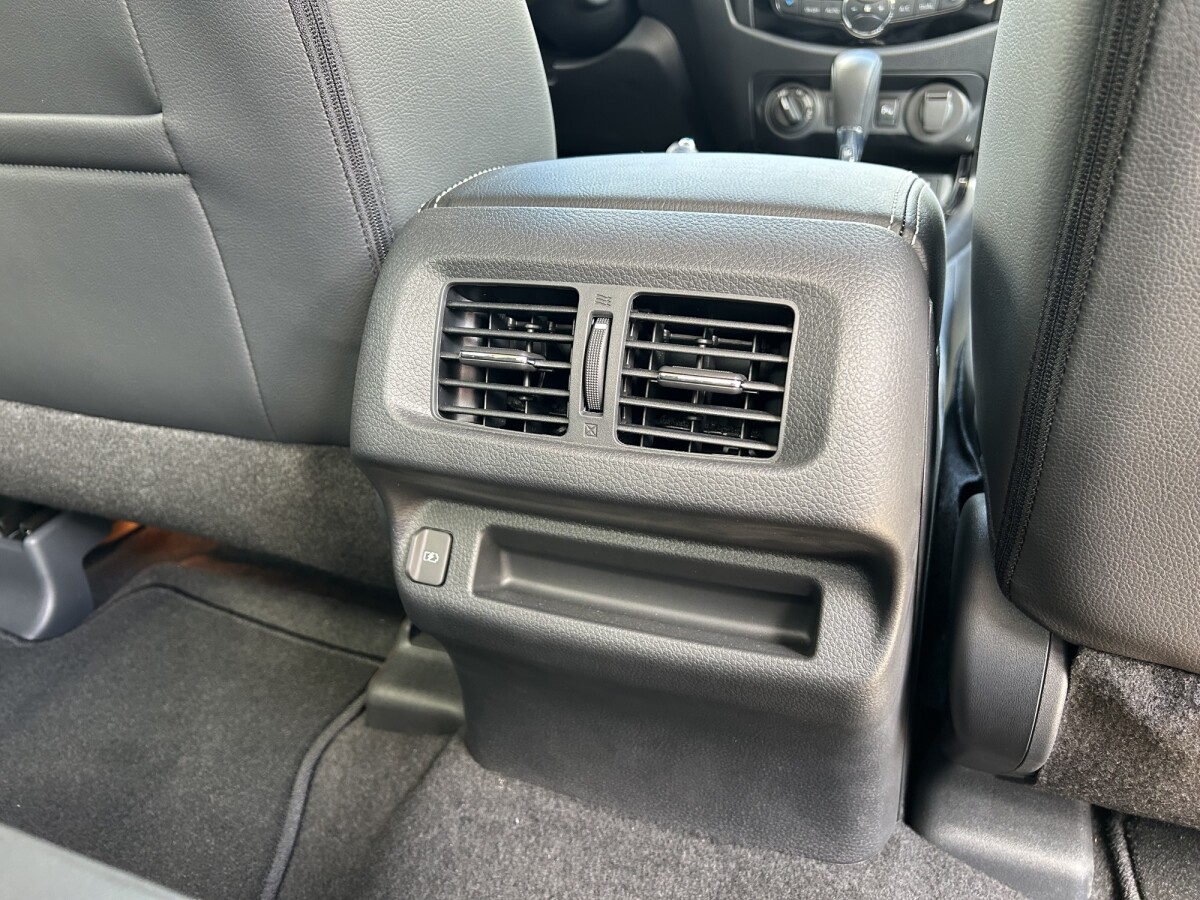 Nissan Frontier PRO-4X 2.5 4X4 DDTTi | Permuta / Financia Nissan Frontier PRO-4X 2.5 4X4 DDTTi | Permuta / Financia