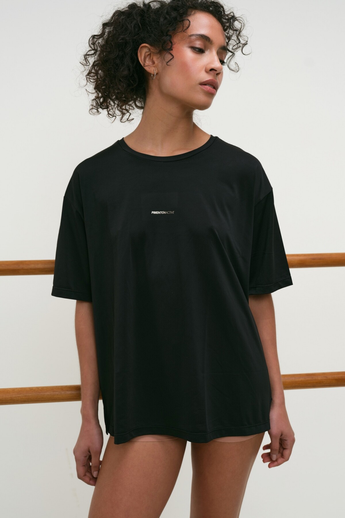 Remera Granate Negro