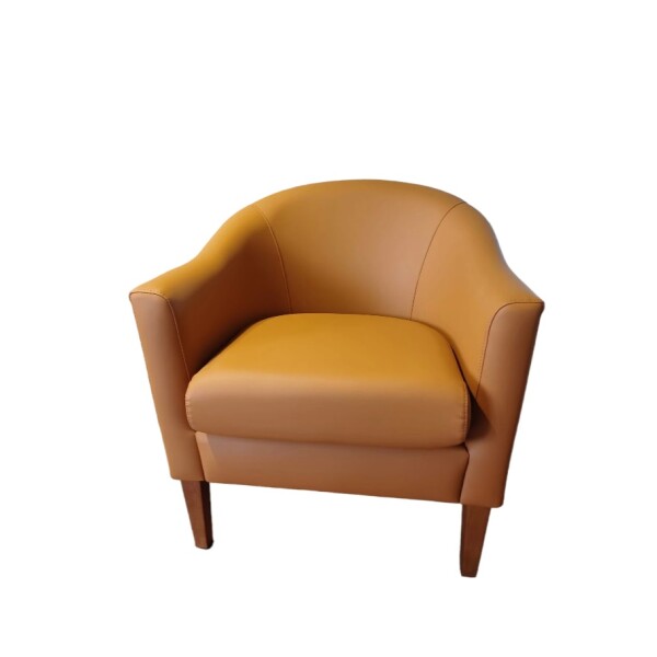 POLTRONA MADERA CLARA - TAPIZADO EN PU TOSTADO POLTRONA MADERA CLARA - TAPIZADO EN PU TOSTADO
