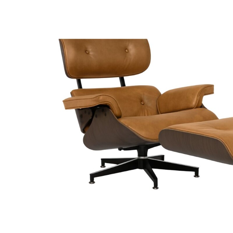 POLTRONA CHARLES EAMES CON APOYA PIE - TAPIZADA EN CUERO MARRON POLTRONA CHARLES EAMES CON APOYA PIE - TAPIZADA EN CUERO MARRON