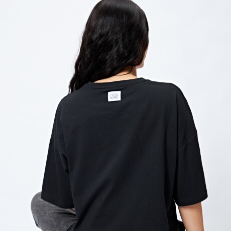 REMERA LETSI Negro